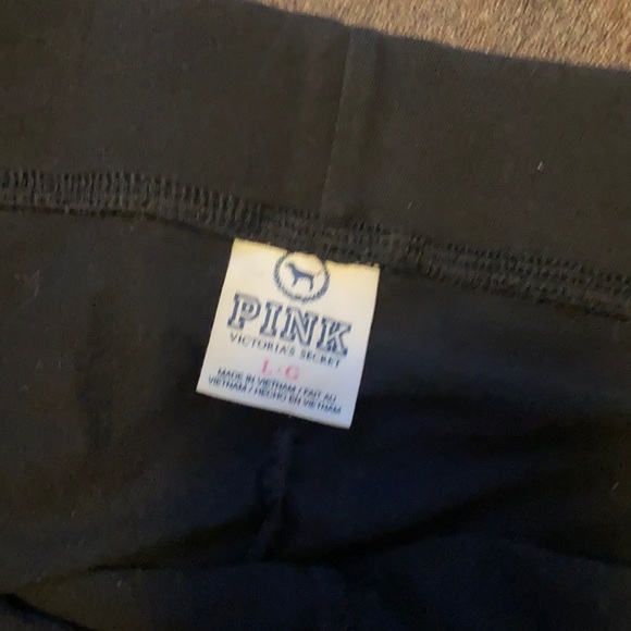 🌙Cute staple piece Black PINK Leggings! - Picture 5 of 7